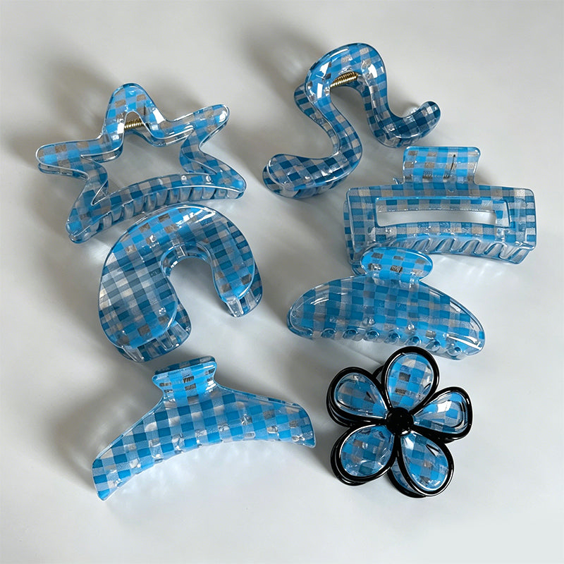 Refined Transparent Blue Plaid Daily Shark Claw