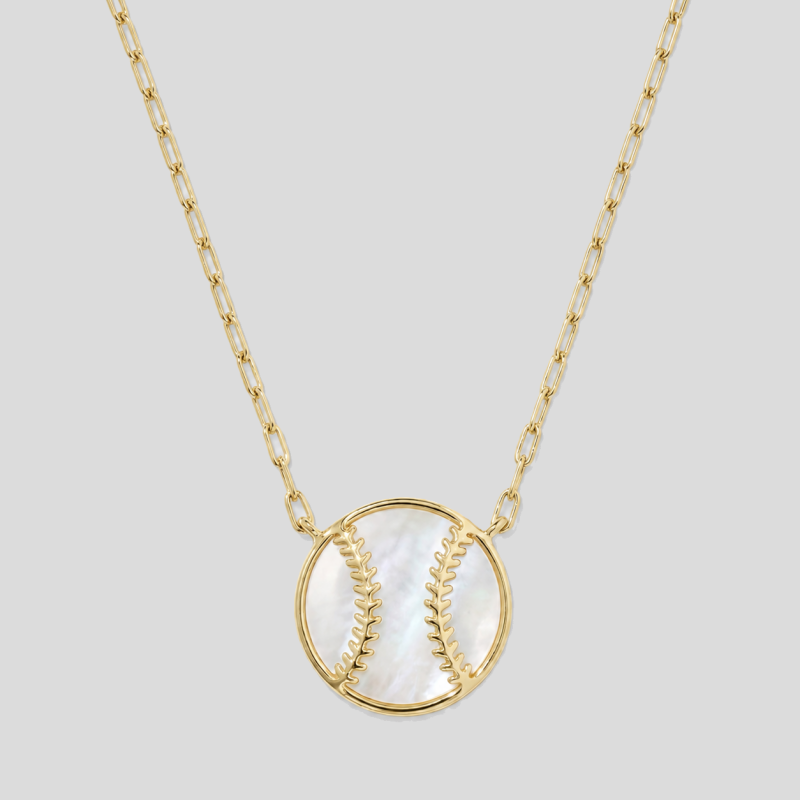 Shell Pendant Necklace
