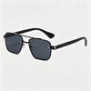 Black Frame / Dark Gray Lens / One Size