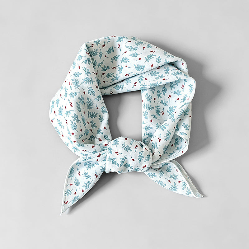Simple Ditsy Print Square Scar - Shopdayla Wholesale - #1650