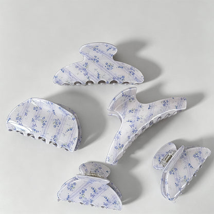 Gentle Milk Mist Claw Clip