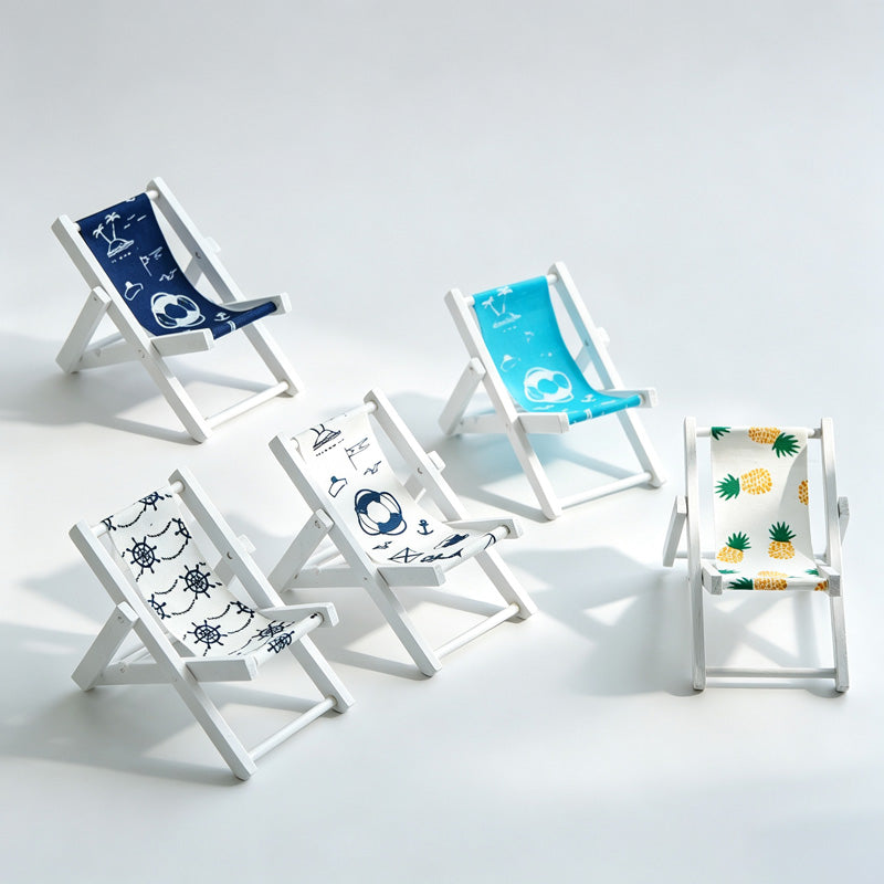 Mini Beach Chair Desktop Ornament