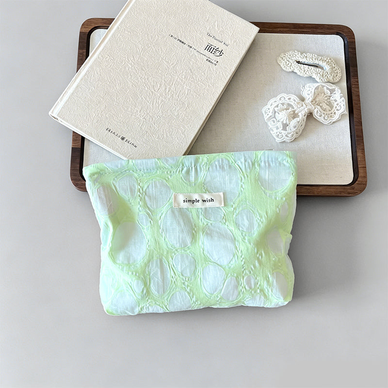 Natural Crinkle Embossed Floral Cotton Makeup Pouch