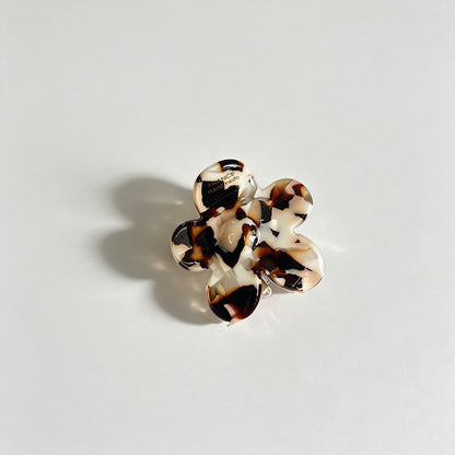 Small Flower Marbled Hair Claw