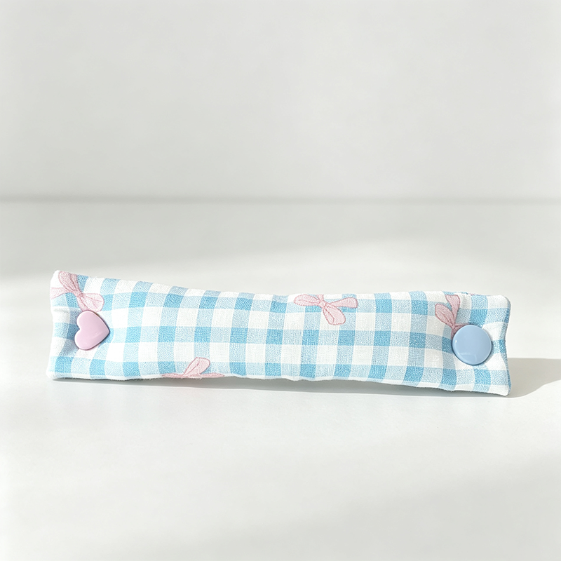 Grid Print Snap Closure Data Cable Organizer