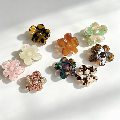 Small Flower Marbled Hair Claw