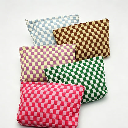 Capacity Checkerboard Knitted Storage Pouch