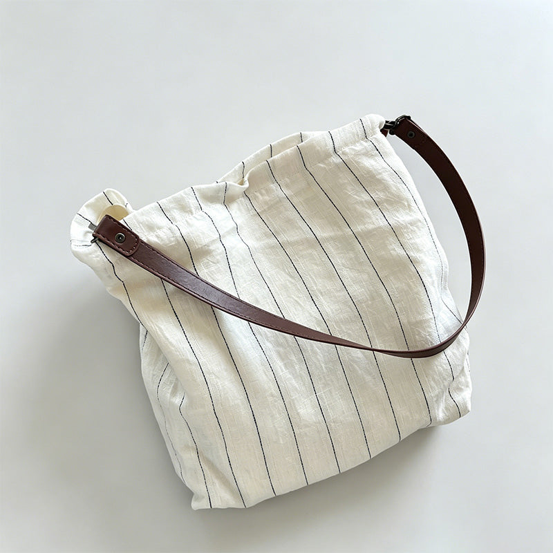 Modern Striped Design Shoulder Bag