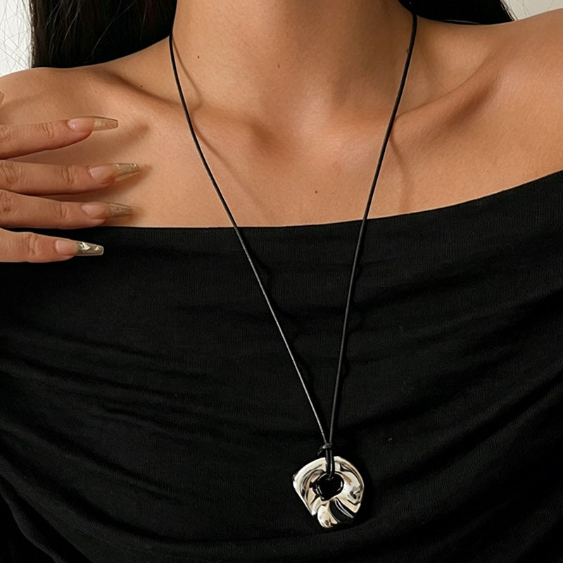 Minimalist Teardrop Adjustable Long Sweater Clavicle Necklace