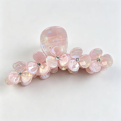 Pearl Floral Claw Clip