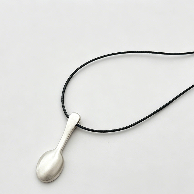 Modern Artistic Matte Hollow Oval Copper Necklace