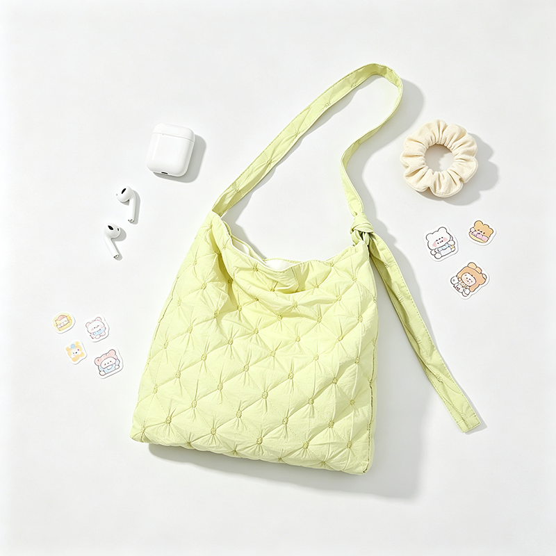 Petal Quilt Tote Shoulder Bag