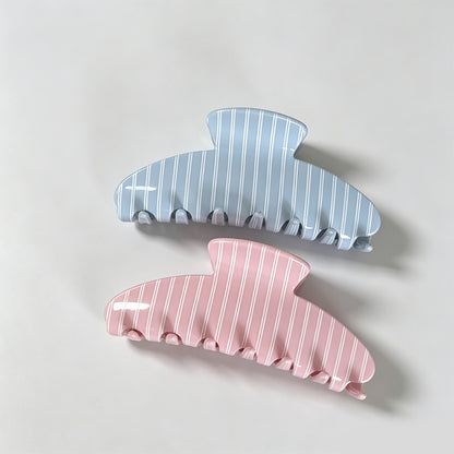 Creamy Stripe Claw Clip