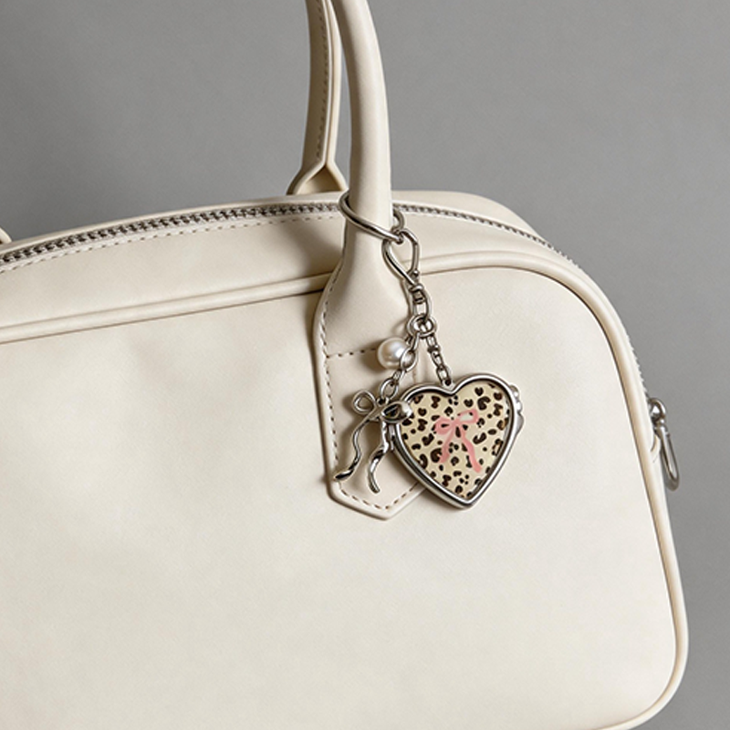 Leopard Heart Mirror Keychain - Shopdayla Wholesale - #9234