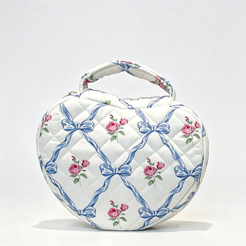 Heart‑Shaped Quilted Cosmetic Pouch