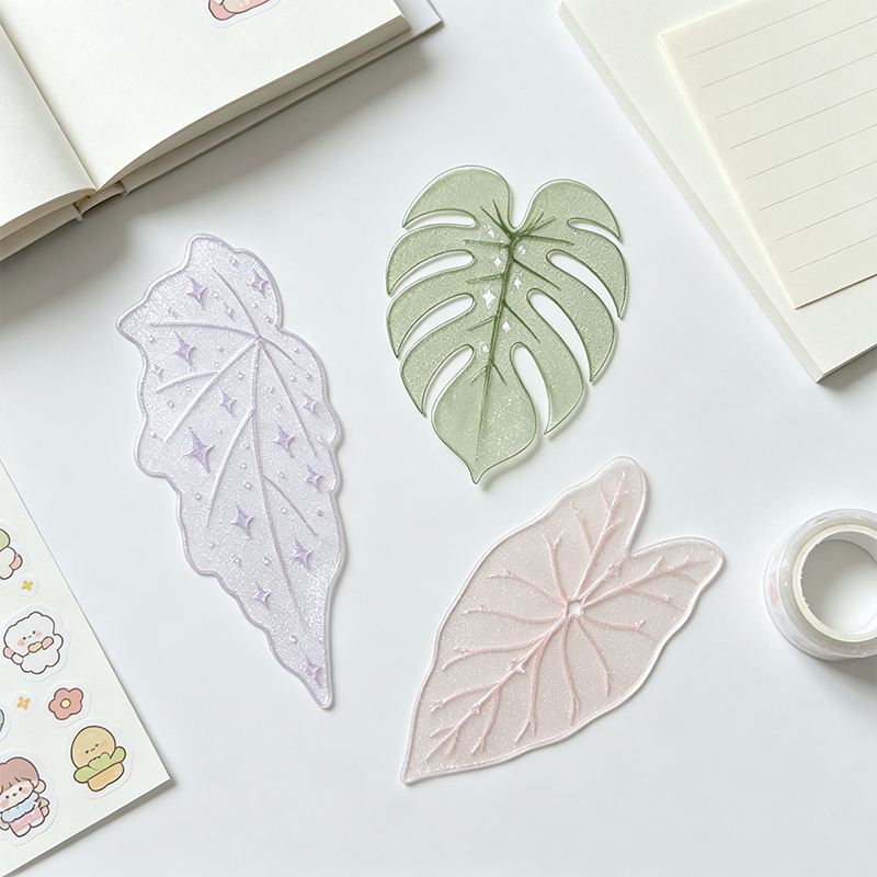 3D Printed Leaf Shaped PET Bookmarks
