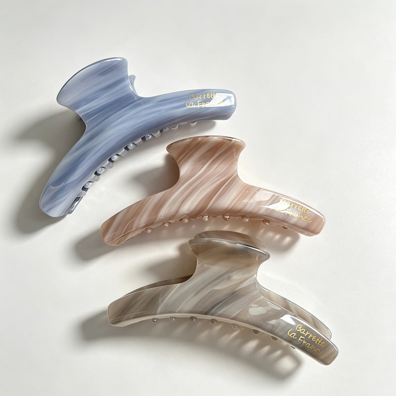 Metal Tag Marbled Texture Hair Claw