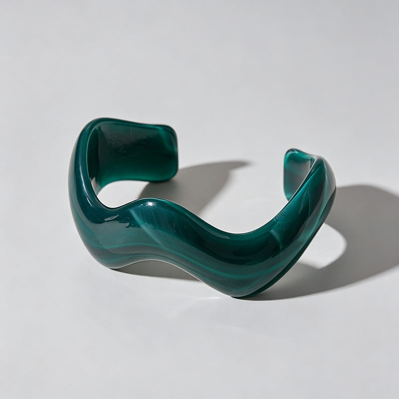Wavy Shark Hair Claw Clip