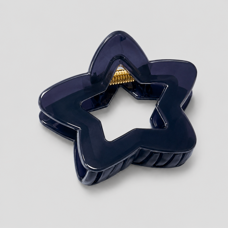 Cutout Star Claw Clip