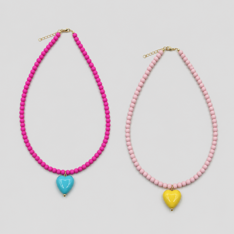 New Candy Color Acrylic Beaded Heart Pendant Choker Necklace