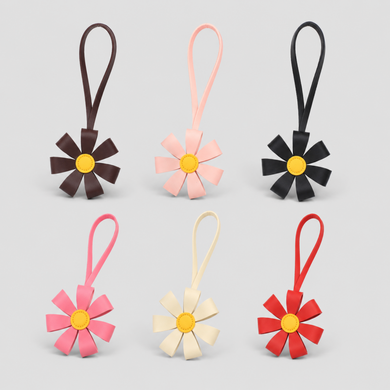Daisy Bag Charm