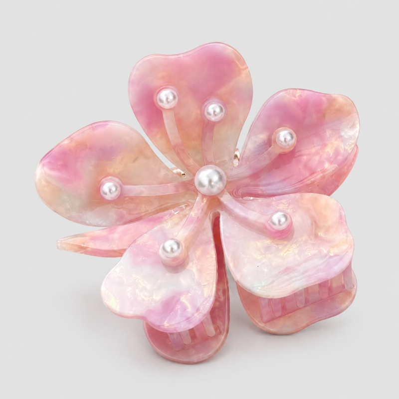 Pearl Flower Claw Clip