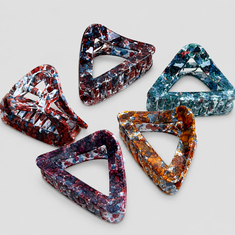 Hollow Triangle Marbled Hair Claw Clip