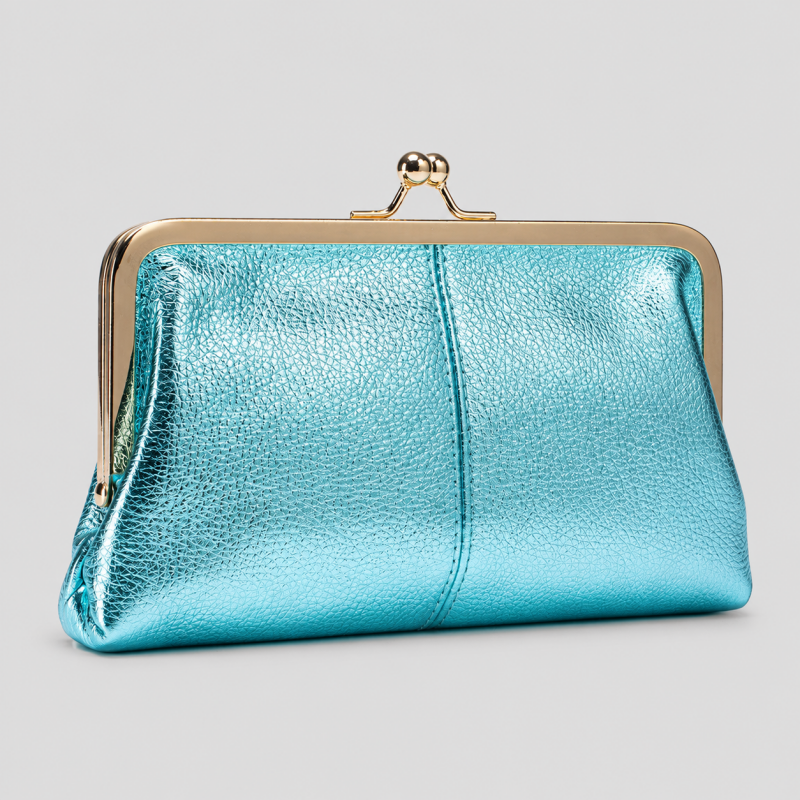 Long Kiss Lock Wallet