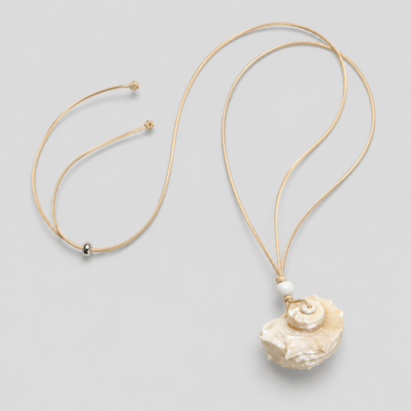 Boho Thin Cord Real Conch Shell Pendant Necklace
