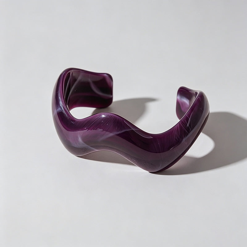 Wavy Shark Hair Claw Clip