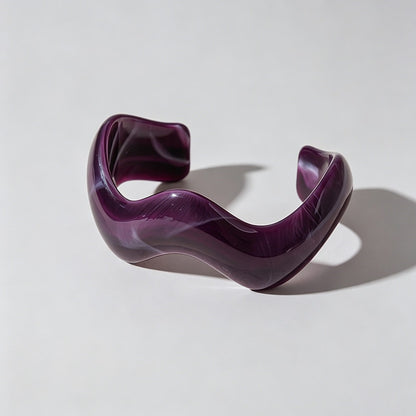 Wavy Shark Hair Claw Clip
