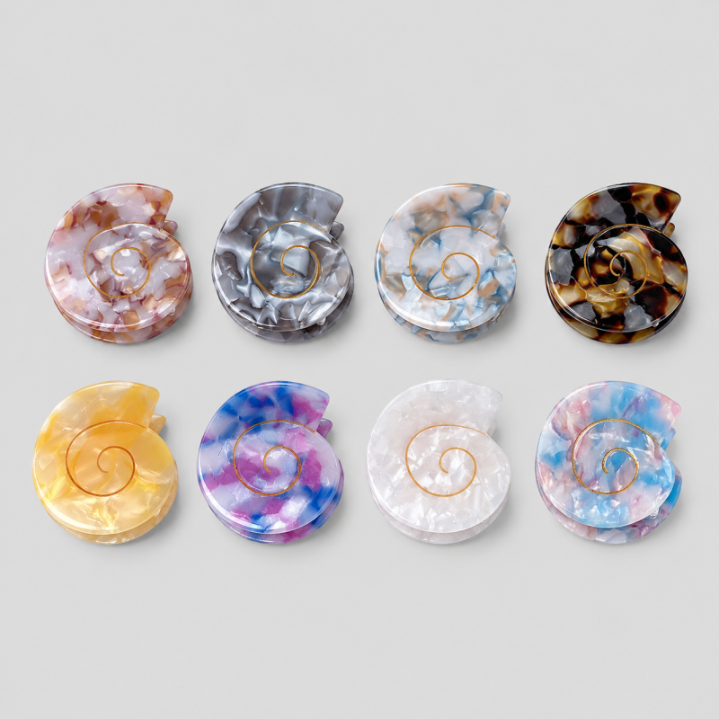 Nautilus Conch Gold Line Hair Claw Clip