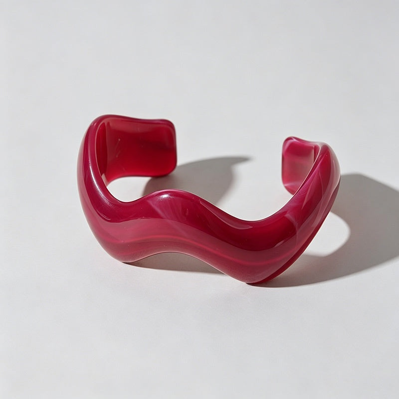 Wavy Shark Hair Claw Clip