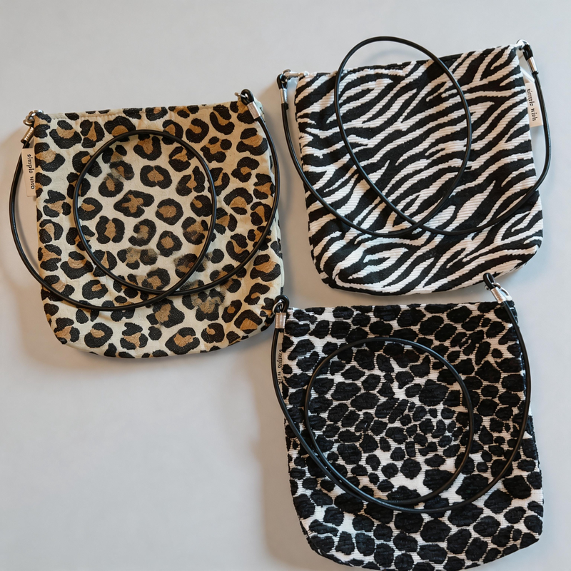 Minimalist Vintage Leopard Print Canvas Crossbody Pouch