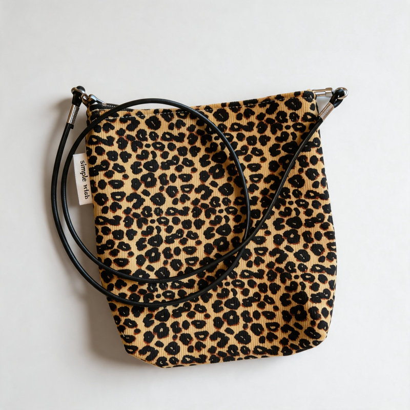 Minimalist Vintage Leopard Print Canvas Crossbody Pouch