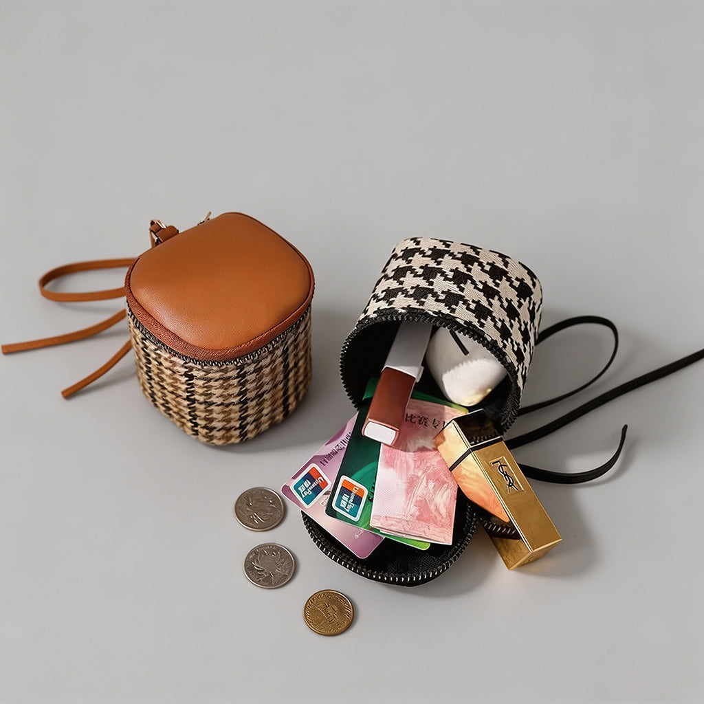 Chic Plaid Mini Cylinder Pouch - Shopdayla Wholesale - #3714