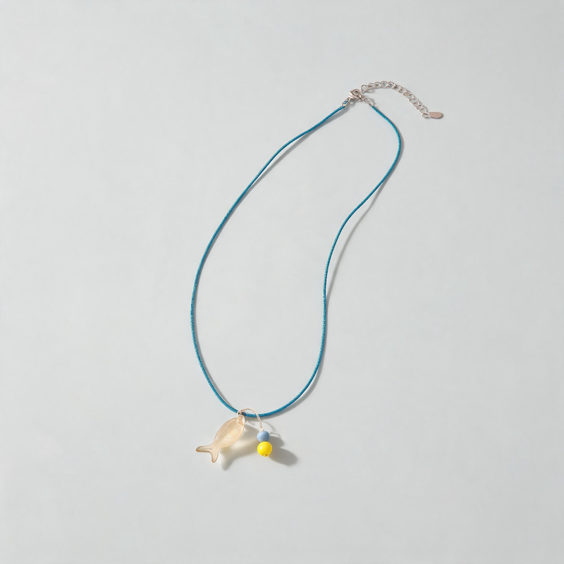 Aesthetic Stone Geometric Textured Fish Pendant Necklace