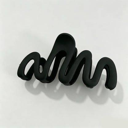 Curved Matte Finish Claw Clip