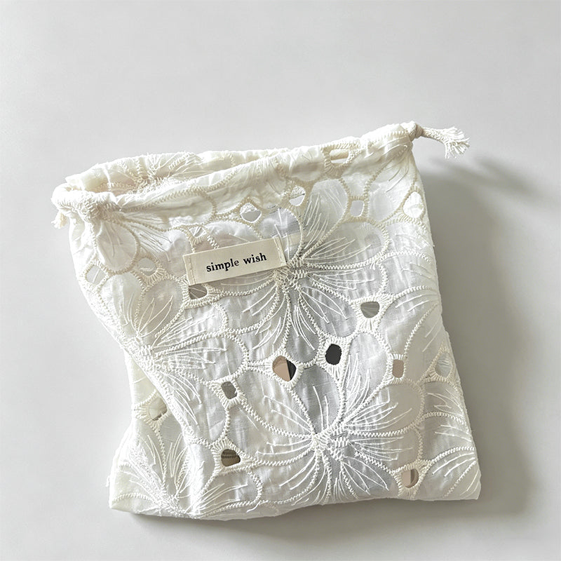 Retro-style Cotton Lace Embroidery Drawstring Storage Pouch