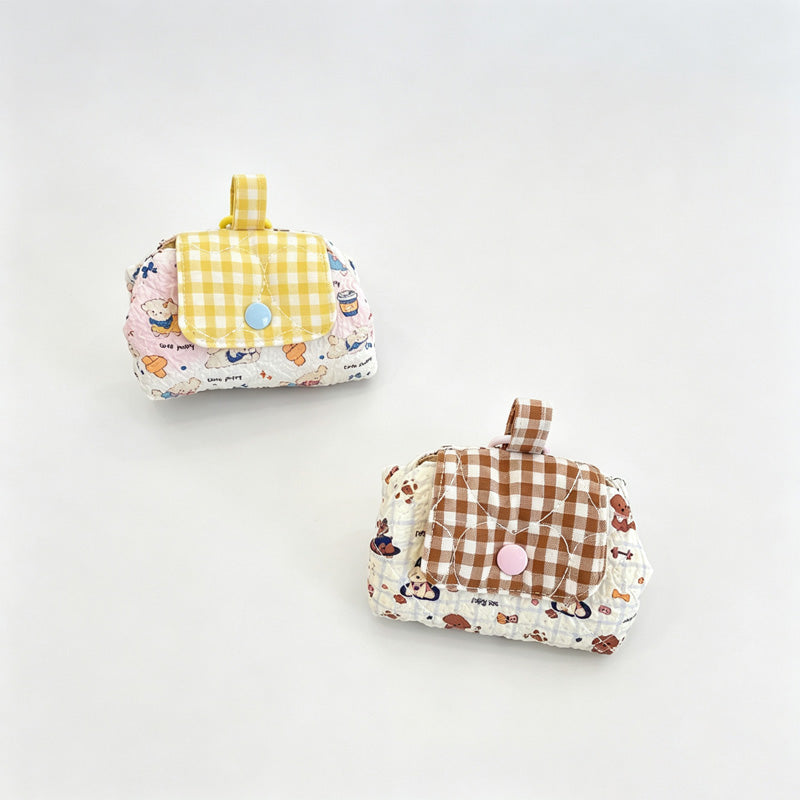 Grid Print Quilted Makeup Pouch