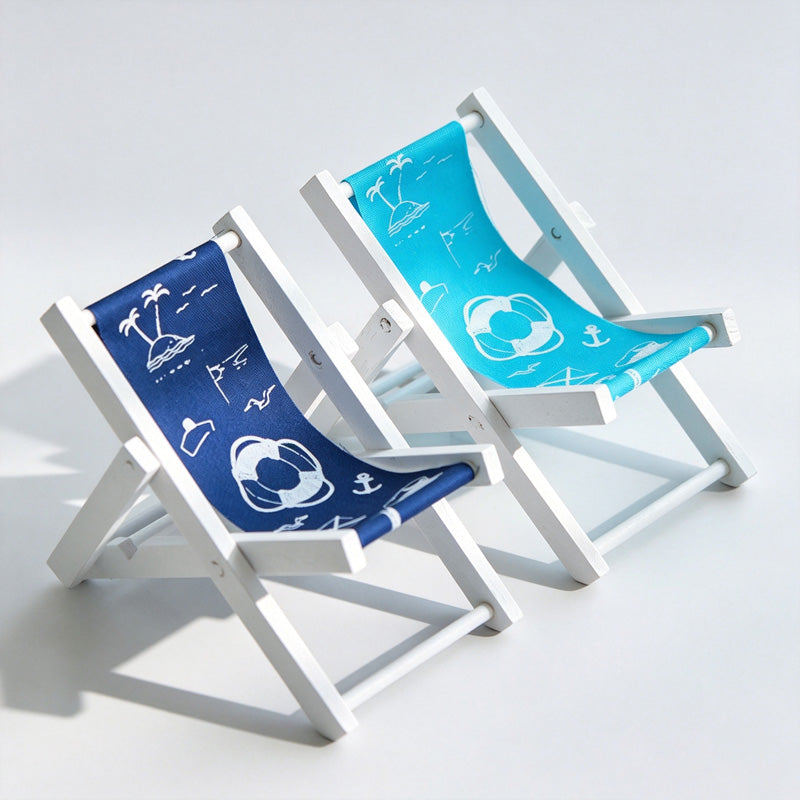 Mini Beach Chair Desktop Ornament