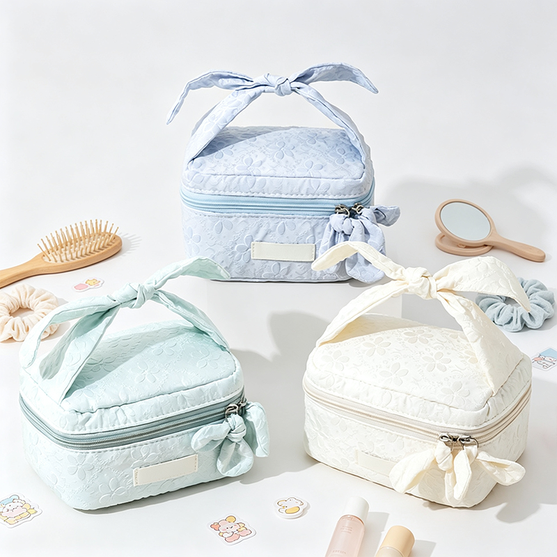 Textured Cat Cosmetic Pouch