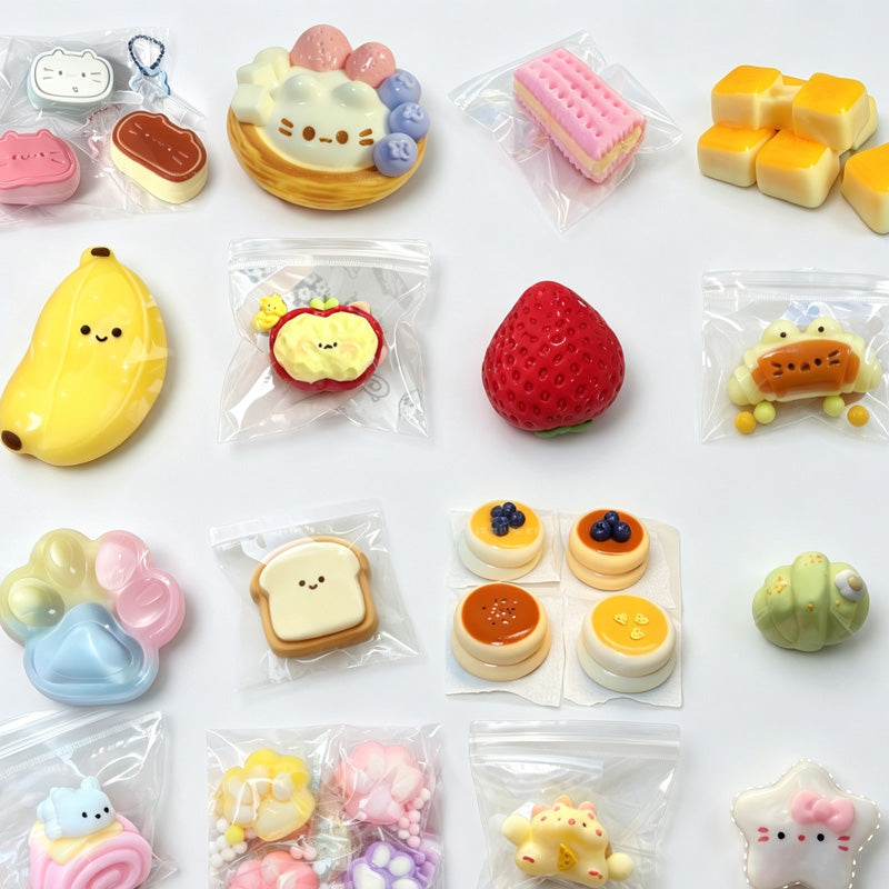 Star Bread Squeeze Toy
