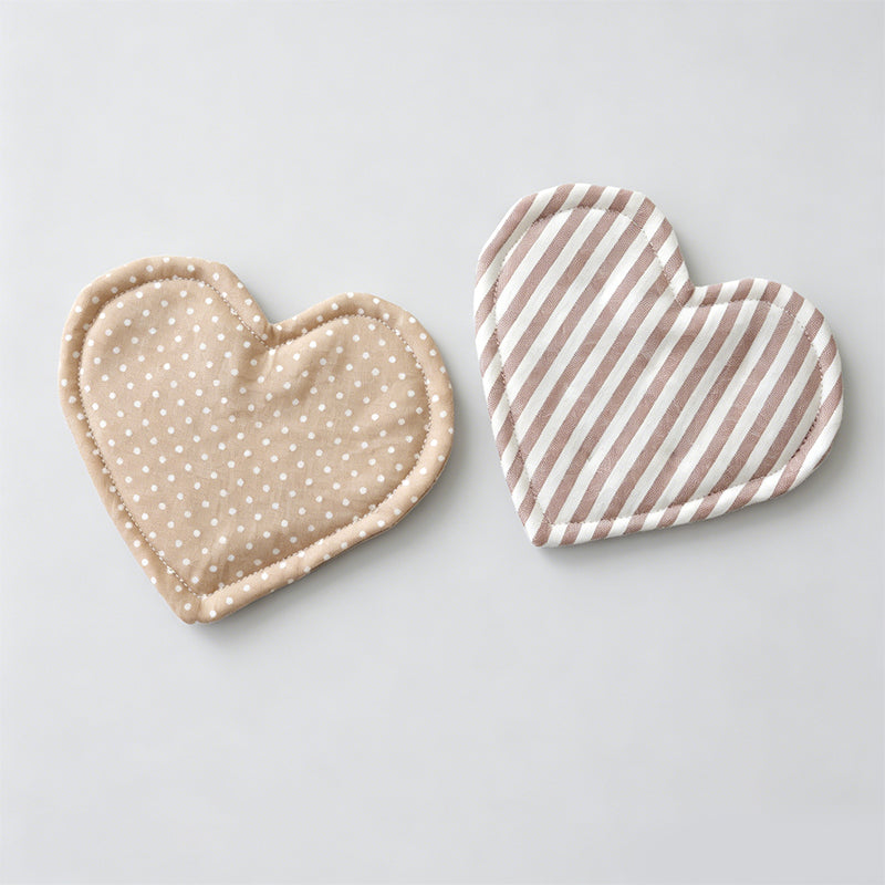 Lightweight Cotton Fabric Heart-Shaped Coaster
