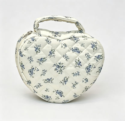 Heart‑Shaped Quilted Cosmetic Pouch