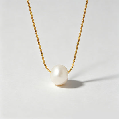Minimalist Freshwater Pearl Pendant Necklace