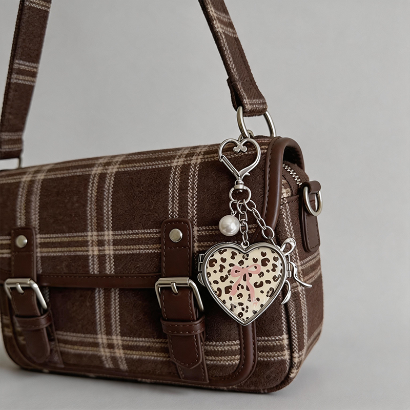 Leopard Heart Mirror Keychain - Shopdayla Wholesale - #2002