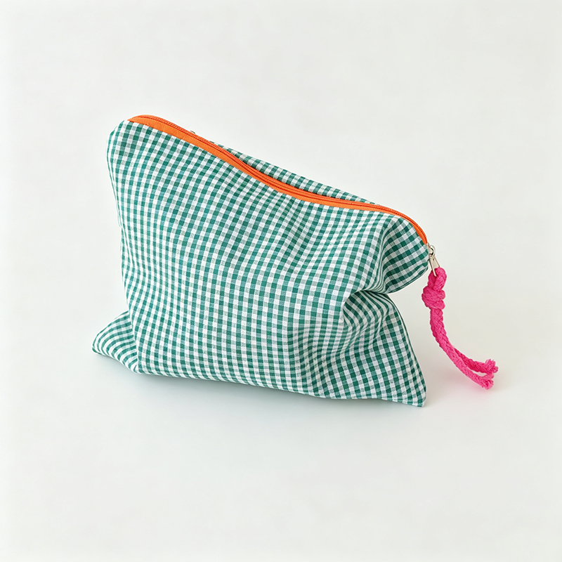 Color Contrast Plaid Makeup Bag