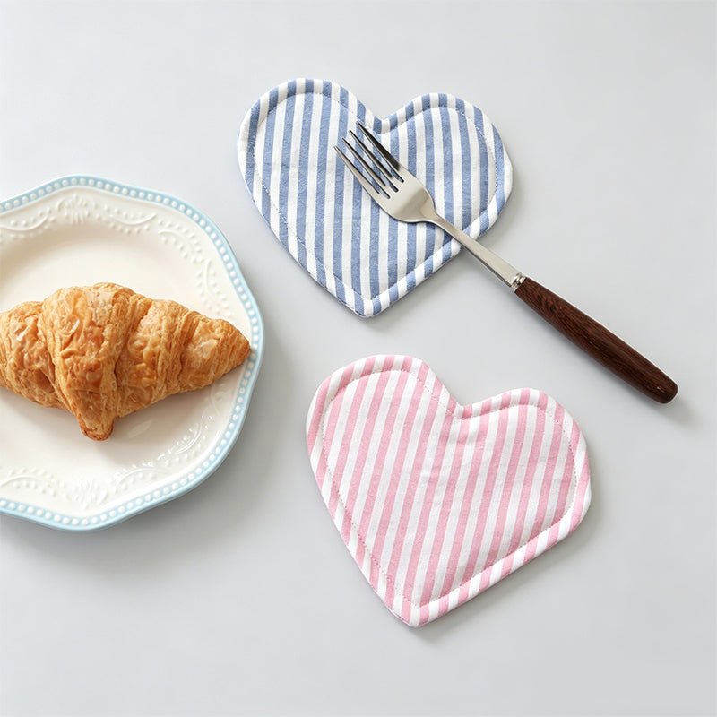 Lightweight Cotton Fabric Heart-Shaped Coaster