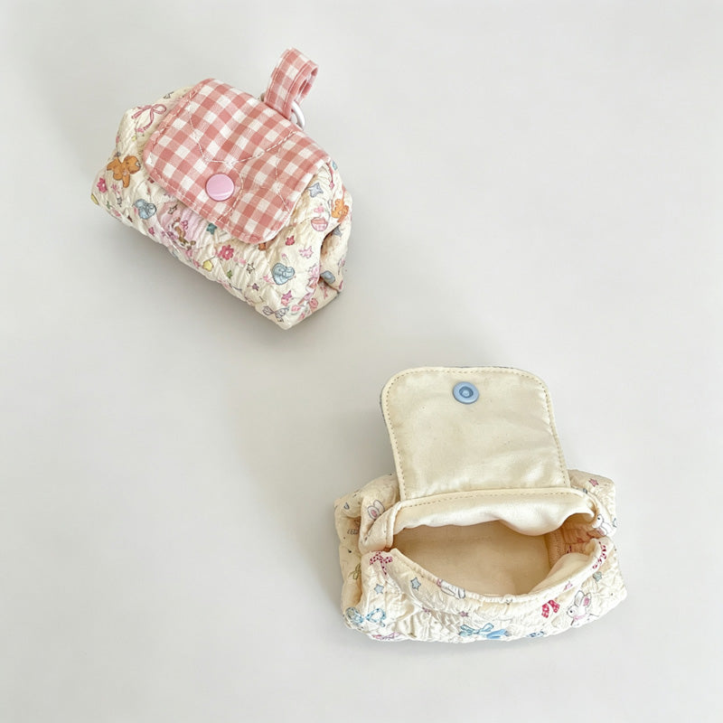Grid Print Quilted Makeup Pouch
